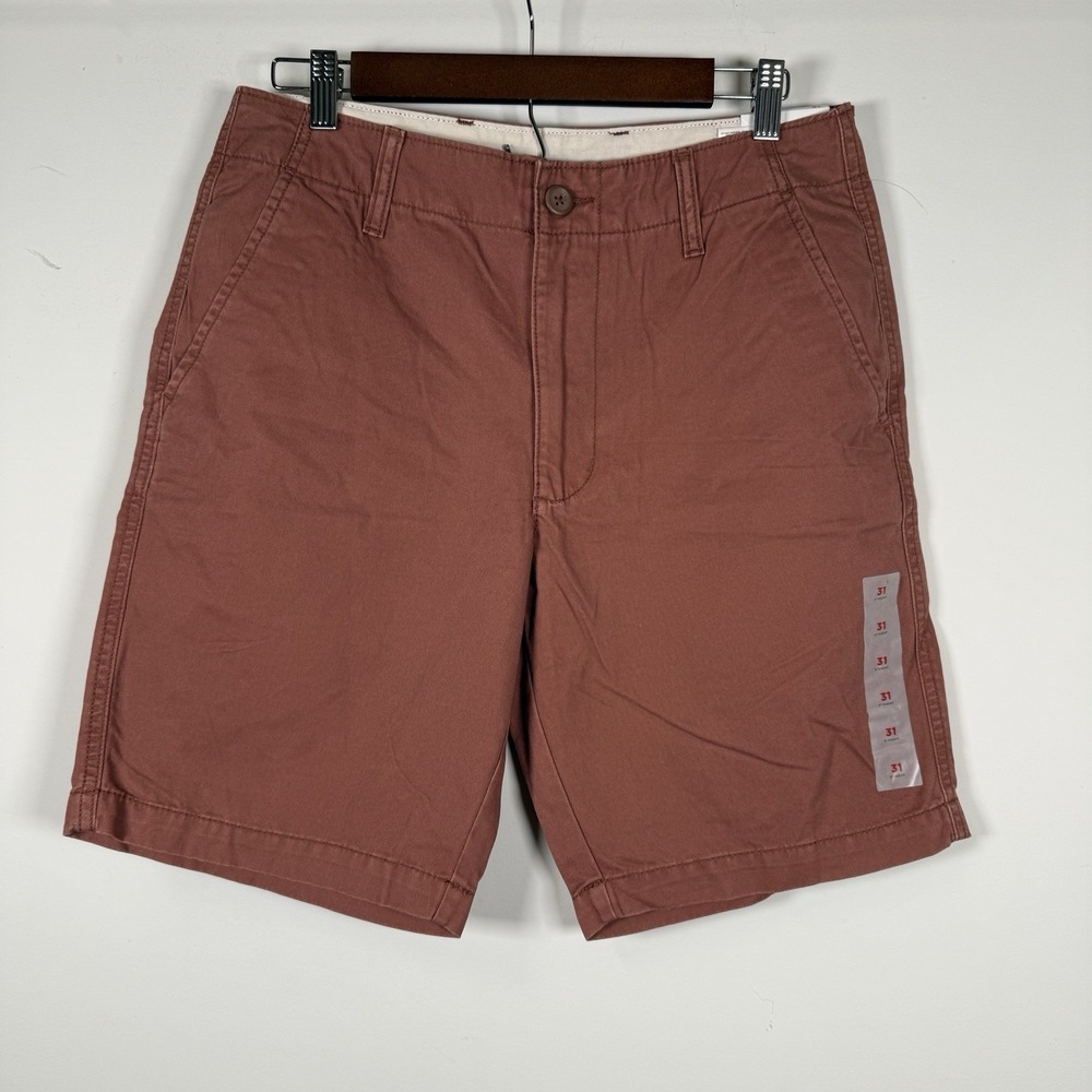 Old Navy Ultimate Slim Built-in Flex‎ Chino Shorts  Red Size 31